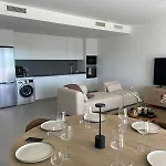 Oceana Gardens 아파트 에스테포나