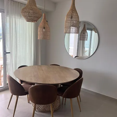 Apartment Oceana Gardens